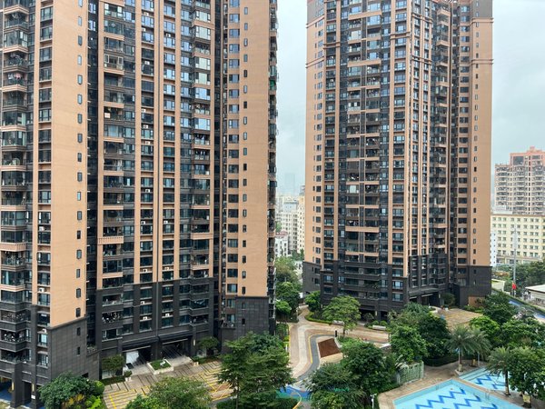 【多图】大族云峰二期,坂田租房,大族云峰二期 家私齐全4房 南北通透