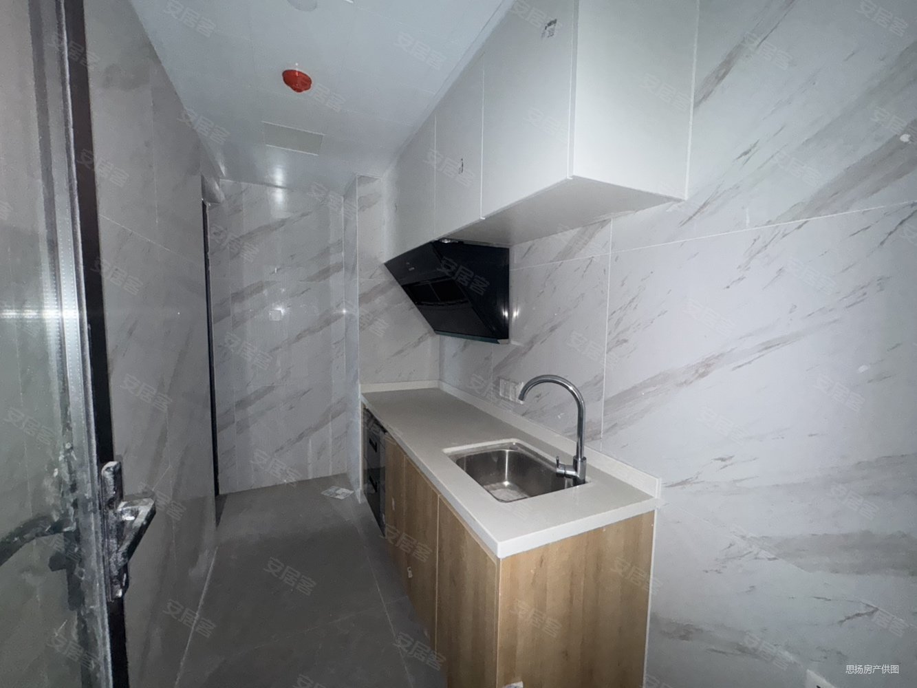 金东海领荟湾1室1厅1卫43㎡南43万