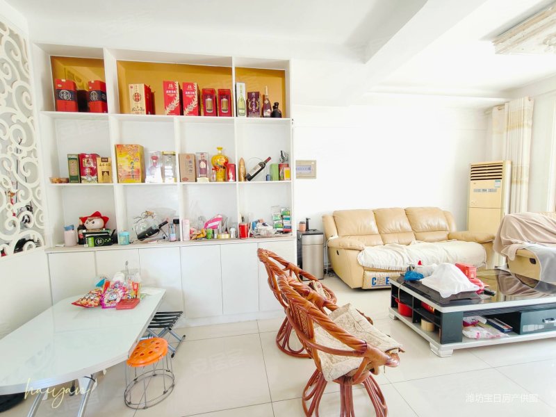 山水文苑 三室两厅 电梯房 近公园 精装修