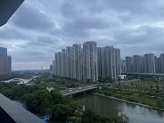 杭州临安青山湖出租民用水电包物业沿河景观房子地铁很近。房东人很好出租房源真实图片