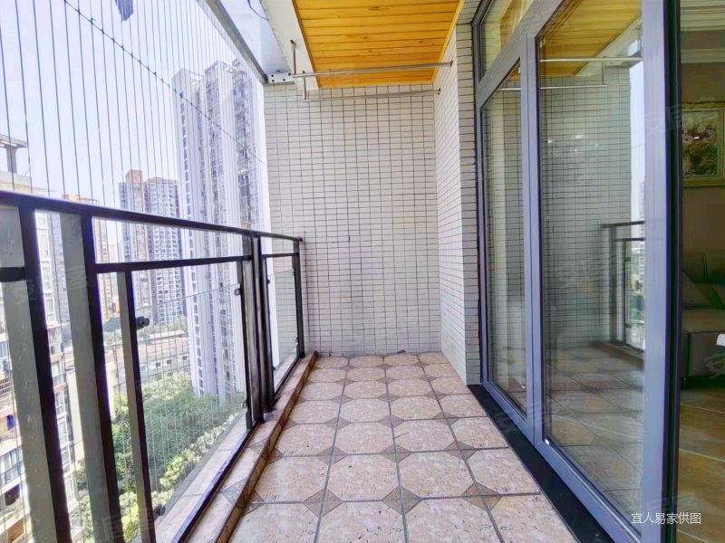 人民广场公园旁品质小区中间楼层,好房急售,户型通透,竣祥红河枫景(西