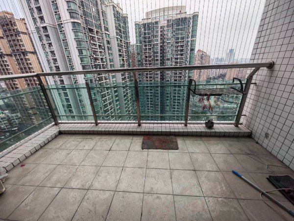 第三金碧花园,工业大道南租房,精装电梯三房两卫大阳台 金碧三期