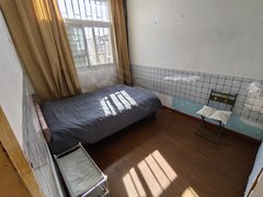 保山隆阳隆阳城区中医院附近单院里一室一厅一厨一卫，带家具，生活方便出租房源真实图片