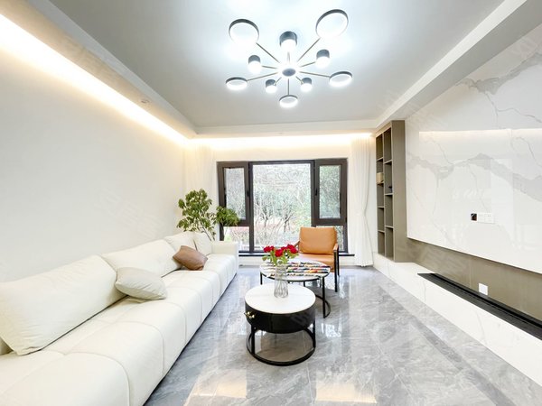 上海长宁动物园温莎公寓精装全配四房,室内泳池健身会所,近包玉刚学校