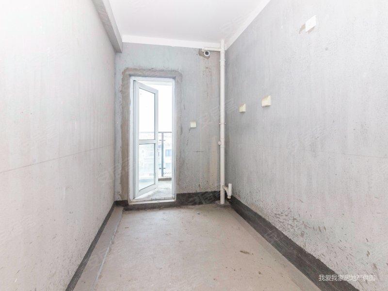 市区,轻轨上盖低密度电梯次新房,,翠馨苑二手房,340万,3室2厅,2卫