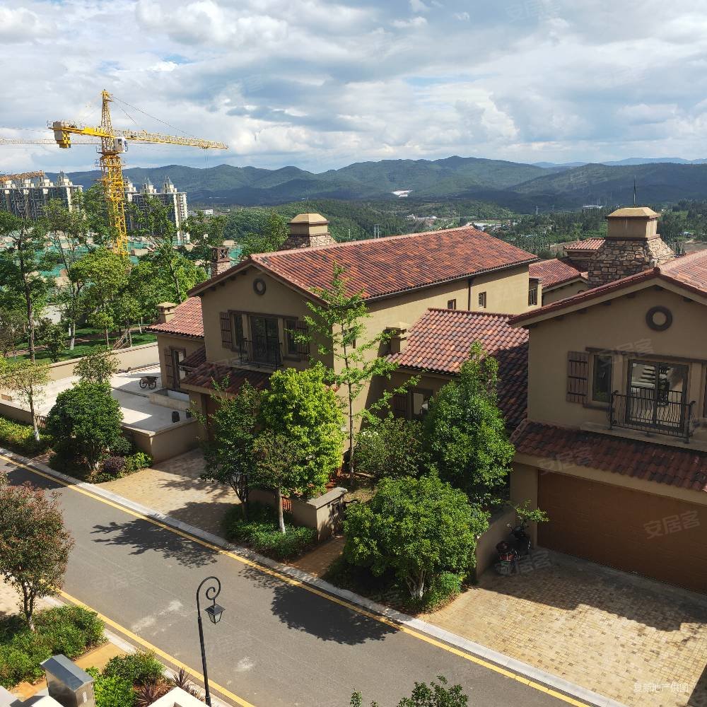 带电梯带310平米私家花园滇池高尔夫玉龙湾康谷庄园别墅