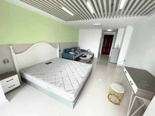 南宁青秀东葛路联发臻品民族广场 东葛路 联发臻品 精装一房 配套齐全