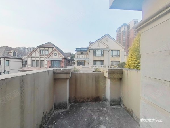 顾村公园双轨交别墅,保利品质!近华山北院!毛坯钥匙随时看