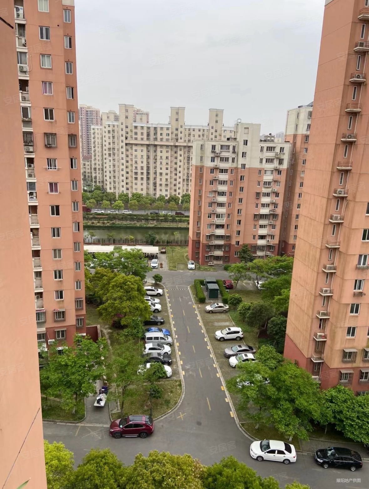 海尚东苑新上飞机户型三房电梯高区采光刺眼急售价格可大刀