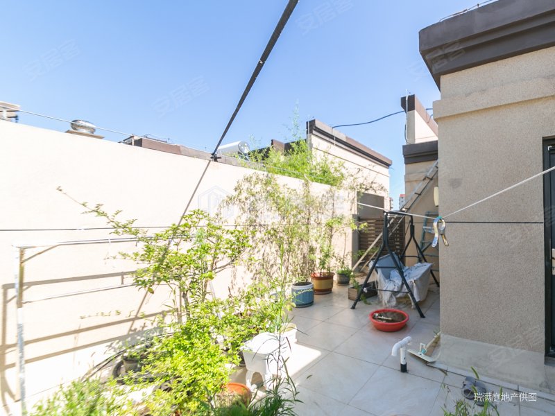 精装好房 商业配套齐全 正规商品房 近地铁 楼龄新 近医院,银城东岳府