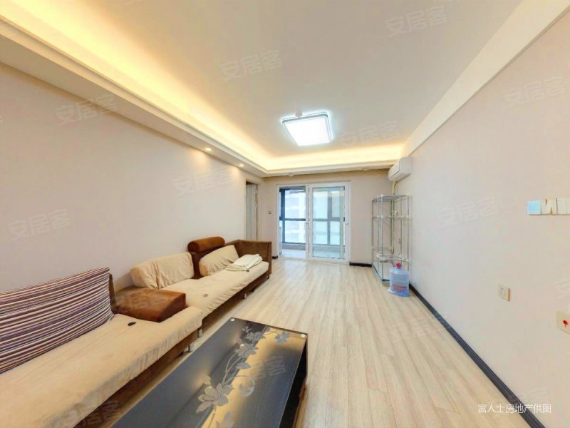 凤城四路 万科幸福臻园 满三满二 2梯3户 3地铁 精装