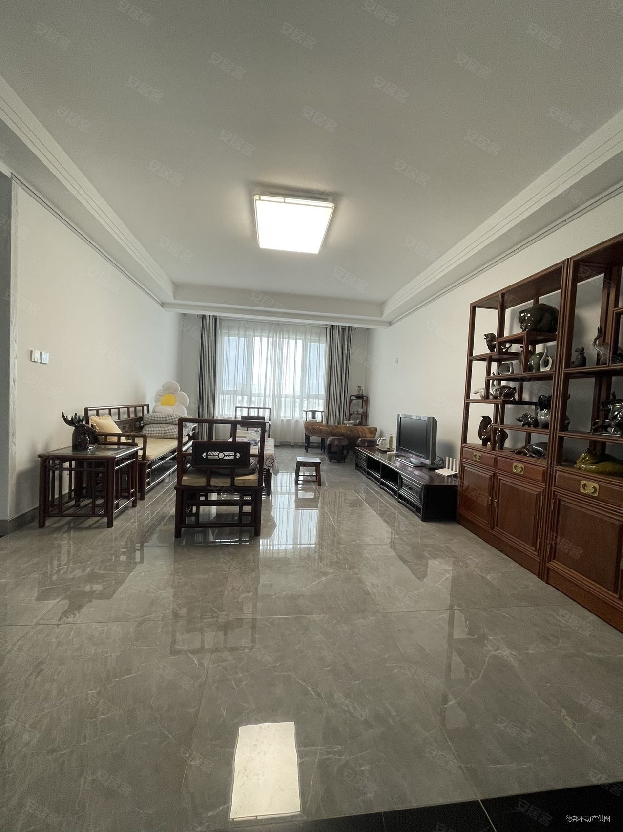 韵和嘉苑3室2厅2卫156㎡南北165万