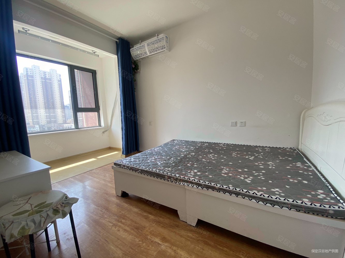 卓正丽景蓝湾(B区)3室2厅1卫115㎡南北109万