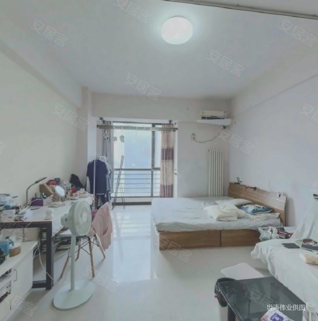 蓝郡国际花园电梯小区~单价较低~中间楼层~格局通透~停车位免