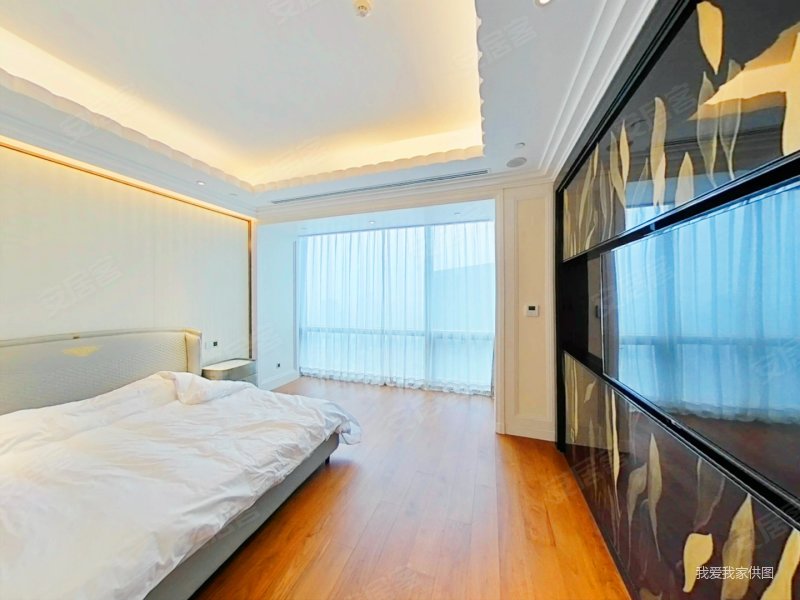 滨江道 四季汇 高档小区 俯瞰南京路 豪华装修 两室房