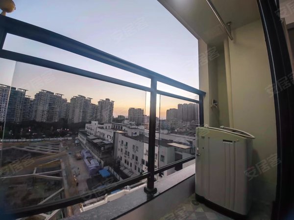 深圳南山南油海晖大厦安选好房| 急租电梯 一房一厅民用水电押一付一