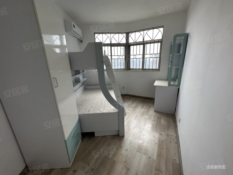 深圳房产网>深圳二手房>罗湖二手房>蔡屋围二手房>西湖花园>800_600