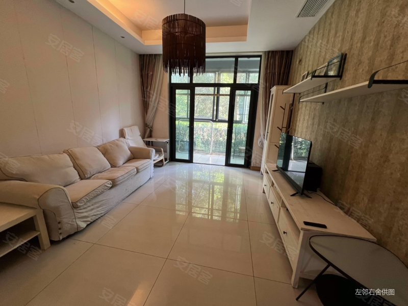 白塘景苑(东区) 车位充足 电梯房 环境优美 精装修