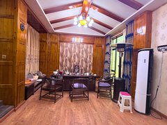 拉萨堆龙德庆拉萨火车站海亮三层别墅出租 350平 精装拎包出租房源真实图片