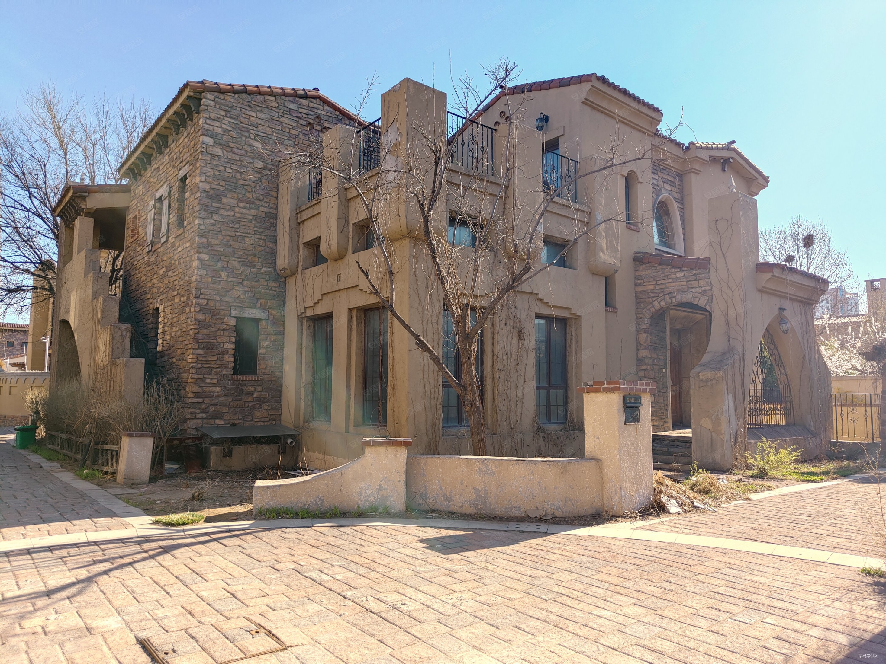 装修不用动 拎包入住,玛歌庄园二手房,850万,6室6厅,3卫,470平米-天津