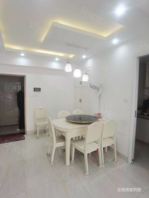 禹洲中央海岸(二期) 高楼层采光充足 商圈成熟 房龄新