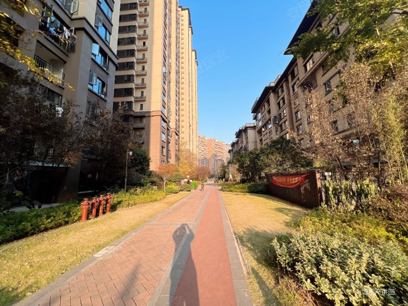 长沙房产网>长沙二手房>雨花二手房>雨花区政府二手房>合能枫丹丽舍>