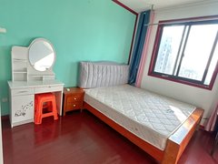 无锡新吴鸿山 鸿泰八区朝阳单间带烧饭500出租房源真实图片
