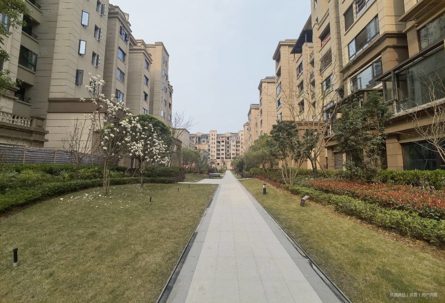 重庆房产网>重庆二手房>潼南二手房>潼南城区二手房>紫云府>