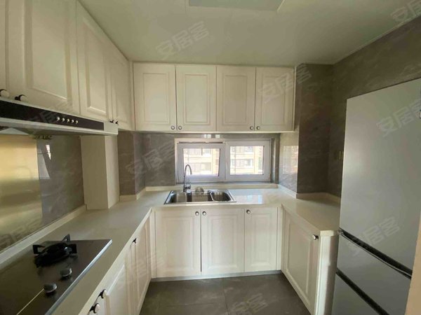 精武租房,万科西庐学韵园 3室2厅2卫 电梯房 精装修106平米,西青租房