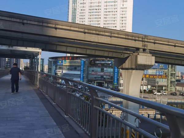 重庆渝北汽博中心重庆汽车博展大厦汽博  核心商圈 稀有总价便宜一室