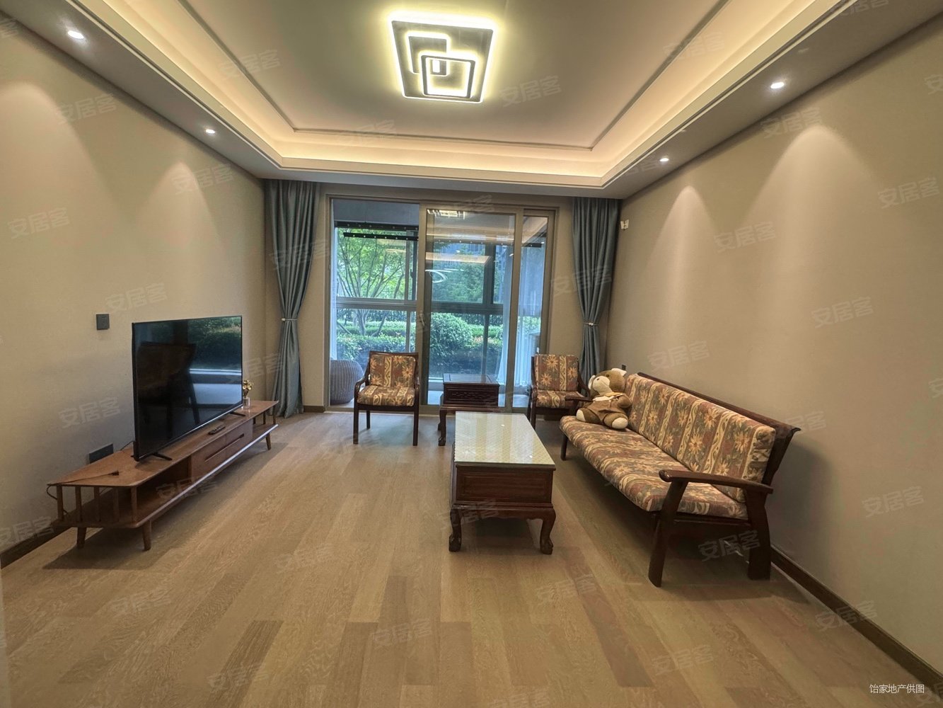 高新区 铂湾澜庭 次新小区新上2房 精装空关 房东  诚心出