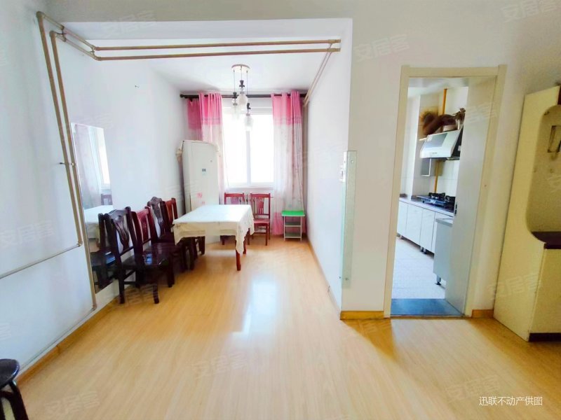 近地铁 东李新苑 精装两室两厅 可改三室 急售