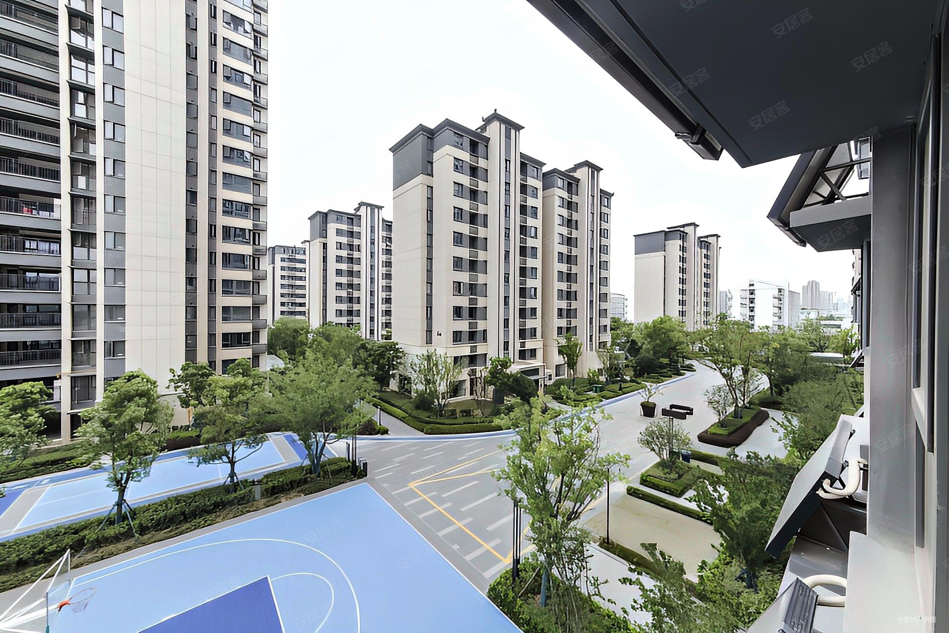 信达华宇锦绣花城3室2厅2卫108㎡南250万