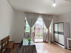 贵阳观山湖碧海花园万象汇华润国际兴筑路地铁站碧海红湖无中介F交一押一出租房源真实图片