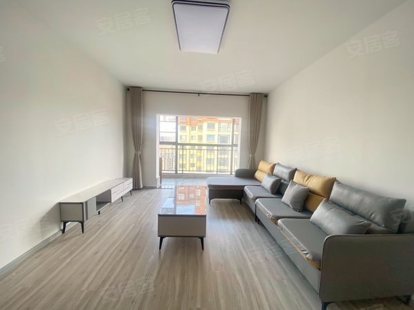 昆明呈贡刘家营锦绣家园呈贡高铁站旁锦绣家园简装三房两卫,带家具