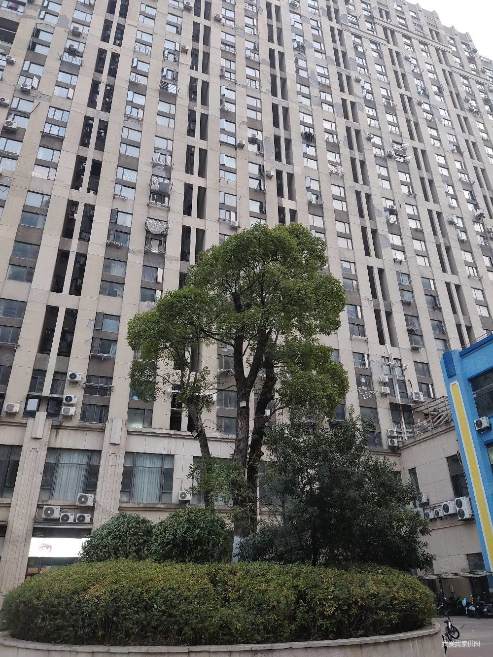 南昌房产网>南昌二手房>高新开发区二手房>紫阳大道二手房>保利香槟