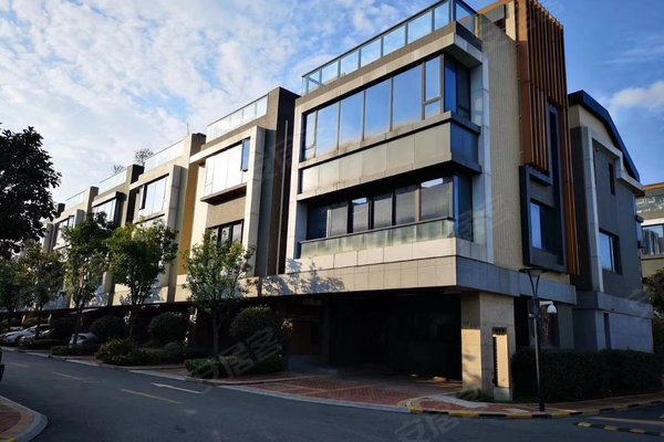 泷湾苑优点,不足,泷湾苑怎么样,泷湾苑周边房产中介经纪人评价-上海