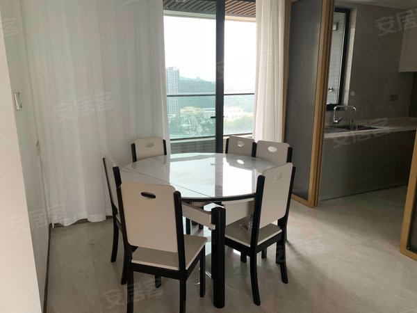 广州南沙金洲颐德湾尚新出租房!