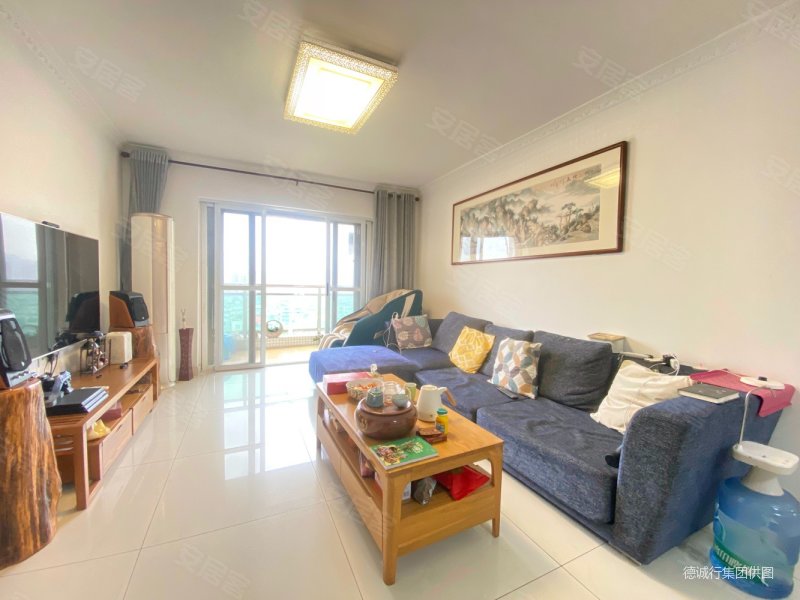 坚真花园3室1厅1卫106.74㎡北558万