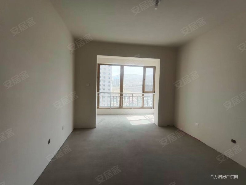 兰州房产网>兰州二手房>西固二手房>深沟桥二手房>东城佳苑>800_600