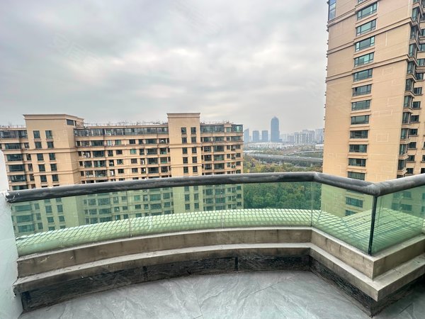 杭州滨江四桥南锦绣江南(滨江)锦绣江南近长河地铁口白金海岸菜市场