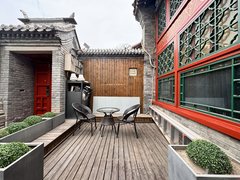北京西城鼓楼西城 后海附近 精装修四合，院，可会所接待 专业厨房 两层出租房源真实图片