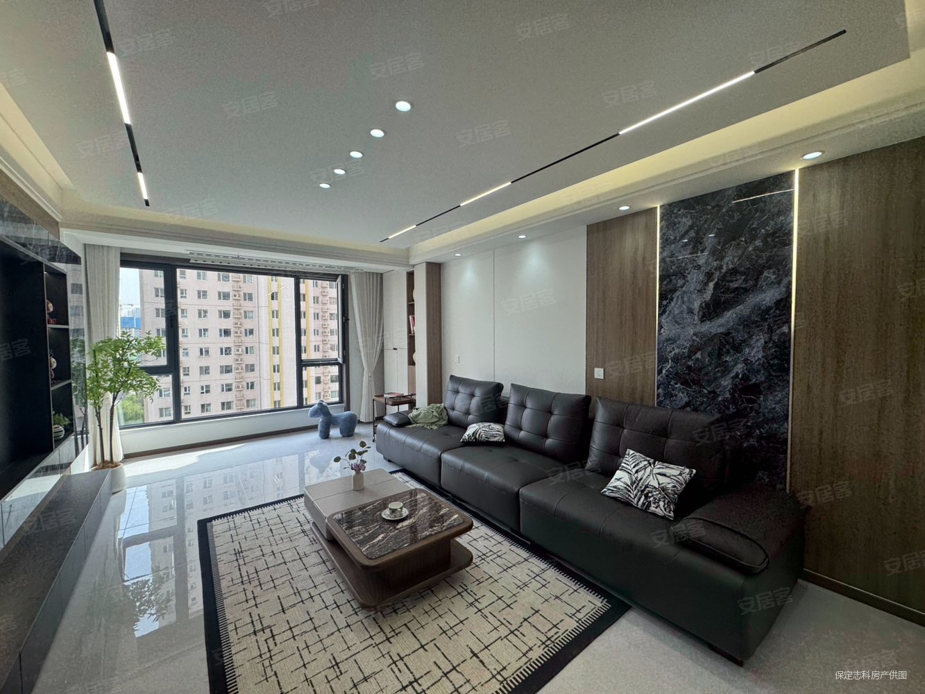 维多利亚夏郡3室2厅2卫137.1㎡南北105.8万