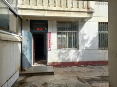 石嘴山大武口万达广场市中心小二楼出租空房,没有任何家具家电,自己配备出租房源真实图片