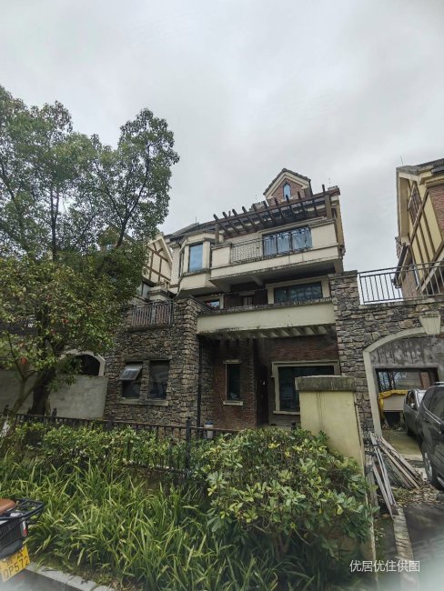 业主亏本出售 保利公园约克郡e户型独栋别墅 共5层 位置好,保利公园