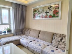 阿拉尔金银川路塔里木商贸城金鲁水韵。电梯两室。有空调。家具家电齐全领包入住出租房源真实图片