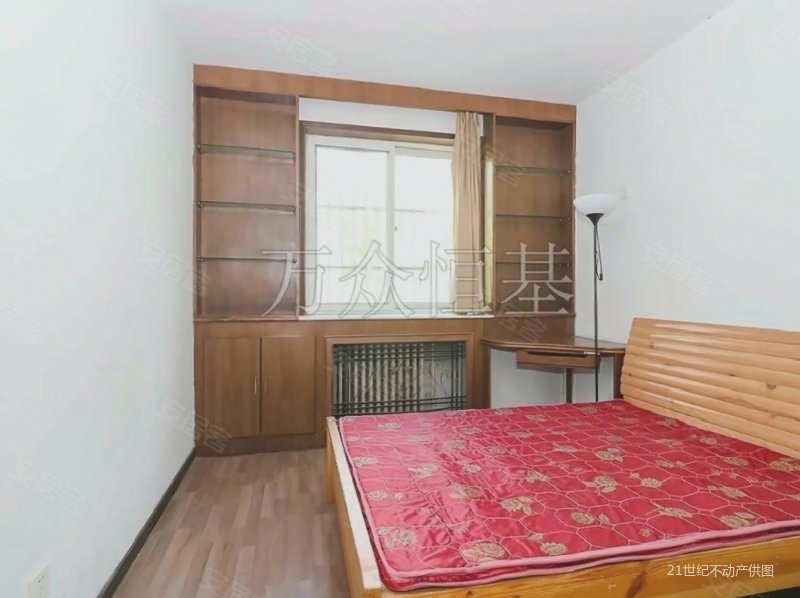 北亚花园~全明格局~交通便利~低楼层~新装2居室~南北通透