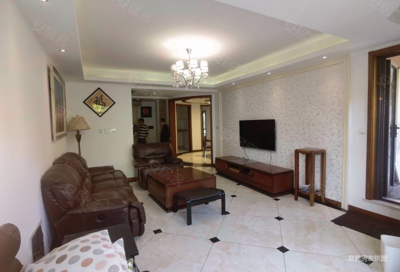 花园洋房四房 有产权车位 尼德兰一期 诚意出售钥匙看房