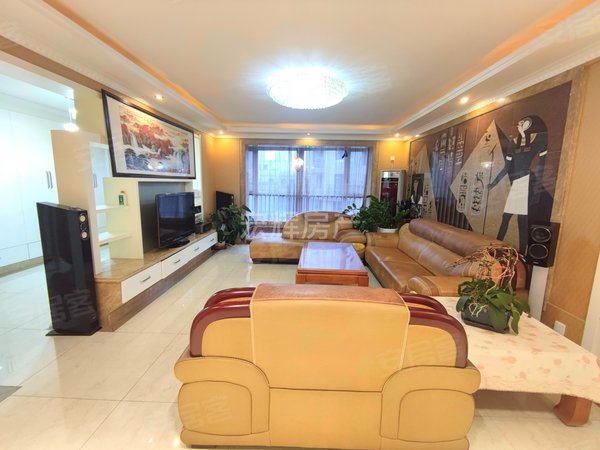 【多图】鸿运润园,雁滩租房,鸿运润园c区 精装170平四室 南北通透