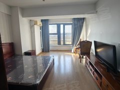 丹东振兴新城区滨江壹号公寓一室包物业取暖！家具家电齐全拎包入住出租房源真实图片